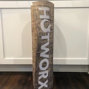 Hotworx yoga mat